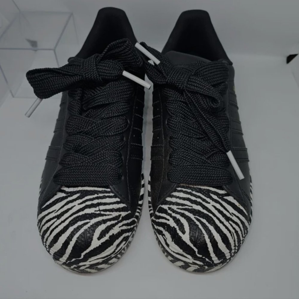 Zebra print Adidas
